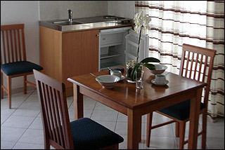 Peters Peters Apartment In Mykonos
