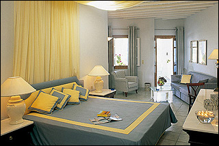 Petinos Beach Junior Suite