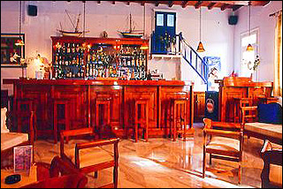 Vienoulas Garden Bar